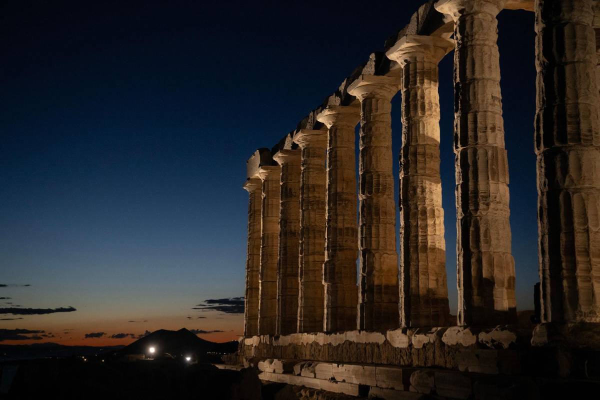 Discover Greece Gallery